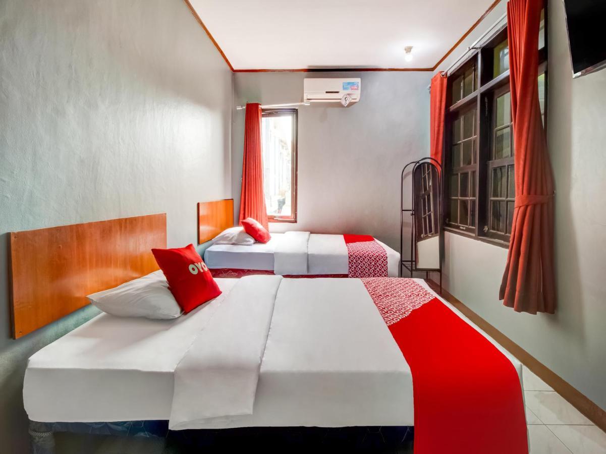 OYO 3750 Elder Guest House Bandung Extérieur photo